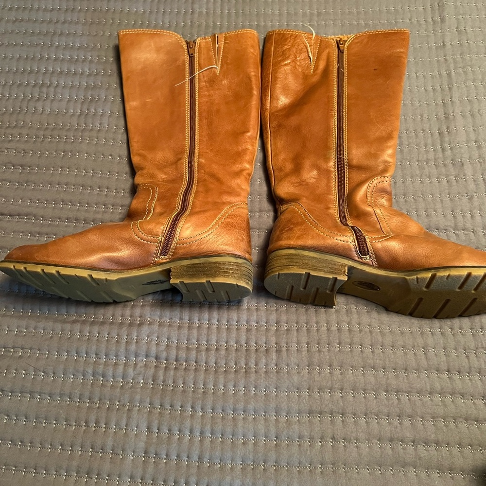 Soffit boots